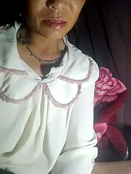 witch-xx online show from July 23, 2026, 4:47 pm