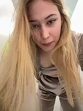 blonde exe online show from April 1, 2026, 2:25 pm