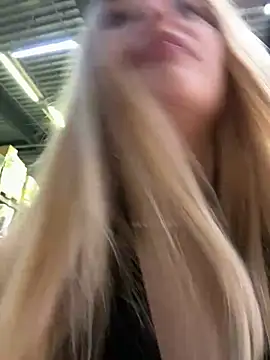 blonde exe online show from April 10, 2026, 2:46 pm