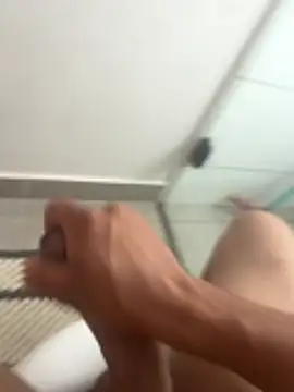 Snapshot of gostin69 chatting on February 9, 2026, 5:11 pm gostin69 online show from February 9, 2026, 5:11 pm