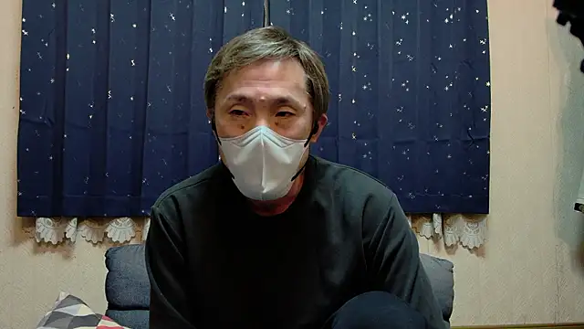 Snapshot of renrenta_77 chatting on March 3, 2026, 12:45 pm renrenta 77 online show from March 3, 2026, 12:45 pm