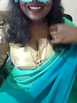 Snapshot of Archana_achu143 chatting on February 15, 2026, 7:31 am Archana achu143 online show from February 15, 2026, 7:31 am