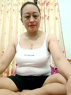 Snapshot of Jolie_sexy chatting on March 20, 2026, 9:27 pm Jolie sexy online show from March 20, 2026, 9:27 pm