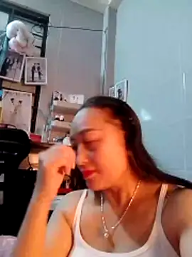 Snapshot of Jolie_sexy chatting on March 12, 2026, 3:27 pm Jolie sexy online show from March 12, 2026, 3:27 pm