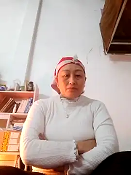 Snapshot of Jolie_sexy chatting on March 10, 2026, 6:28 am Jolie sexy online show from March 10, 2026, 6:28 am