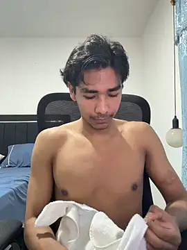 Snapshot of Pedestal_diamant chatting on February 13, 2026, 11:49 pm Pedestal diamant online show from February 13, 2026, 11:49 pm