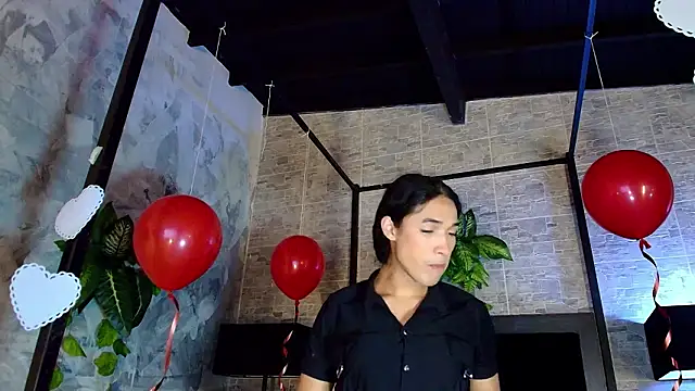 Snapshot of Chloee__Adams chatting on February 12, 2026, 12:16 pm Chloee Adams online show from February 12, 2026, 12:16 pm