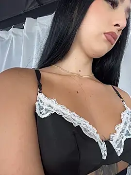 Snapshot of BadLilAngelXXX chatting on April 13, 2026, 1:15 pm BadLilAngelXXX online show from April 13, 2026, 1:15 pm