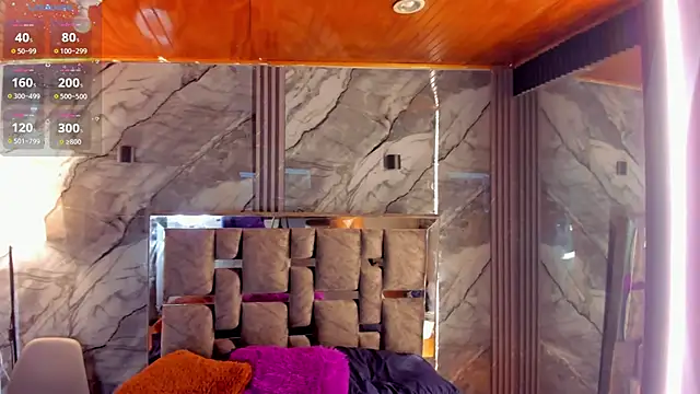 Snapshot of Manson_and_Zoe chatting on March 13, 2026, 11:37 am Manson and Zoe online show from March 13, 2026, 11:37 am