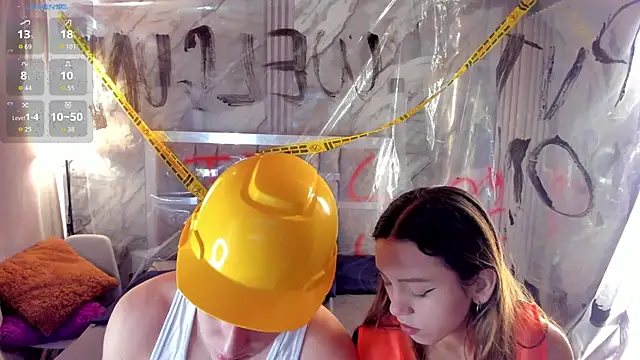 Snapshot of Manson_and_Zoe chatting on March 15, 2026, 11:50 am Manson and Zoe online show from March 15, 2026, 11:50 am