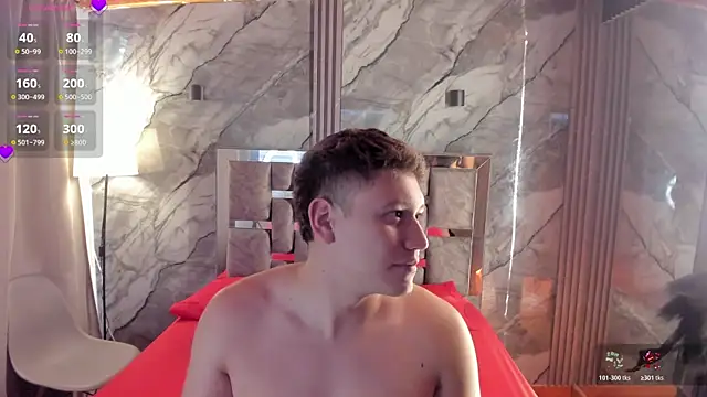 Snapshot of Manson_and_Zoe chatting on April 12, 2026, 11:24 am Manson and Zoe online show from April 12, 2026, 11:24 am