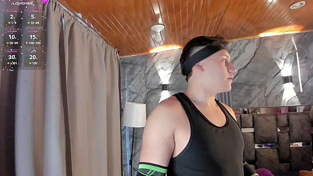 Snapshot of Manson_and_Zoe chatting on March 28, 2026, 11:22 am Manson and Zoe online show from March 28, 2026, 11:22 am