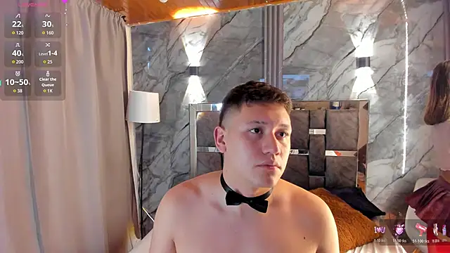 Snapshot of Manson_and_Zoe chatting on March 30, 2026, 11:33 am Manson and Zoe online show from March 30, 2026, 11:33 am