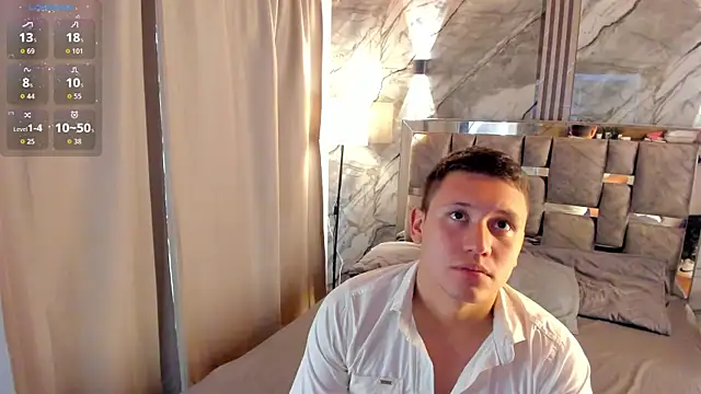 Snapshot of Manson_and_Zoe chatting on February 23, 2026, 11:44 am Manson and Zoe online show from February 23, 2026, 11:44 am