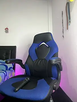 Snapshot of sooe_fox chatting on March 20, 2026, 4:35 am sooe fox online show from March 20, 2026, 4:35 am