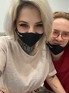 AllisonXAlfred online show from February 7, 2026, 2:03 pm