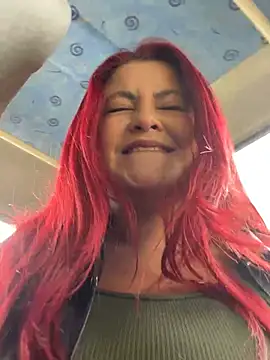 Snapshot of Lia-Moon77 chatting on February 5, 2026, 7:21 pm Lia-Moon77 online show from February 5, 2026, 7:21 pm