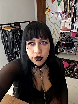 Snapshot of valen_ros chatting on July 5, 2026, 3:22 am valen ros online show from July 5, 2026, 3:22 am