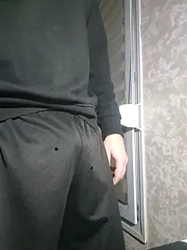 Snapshot of BERGHAIMBOY0 chatting on February 12, 2026, 6:18 pm BERGHAIMBOY0 online show from February 12, 2026, 6:18 pm