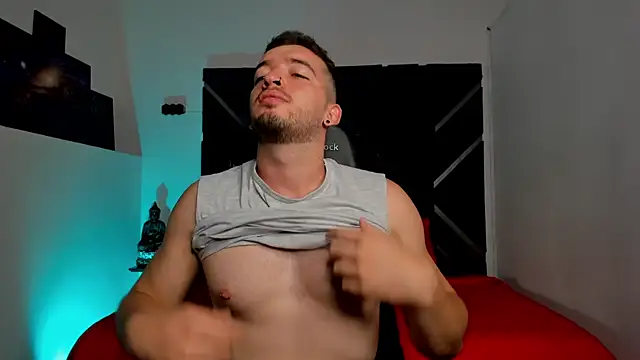 Logan Wolf-js online show from July 27, 2026, 11:17 am