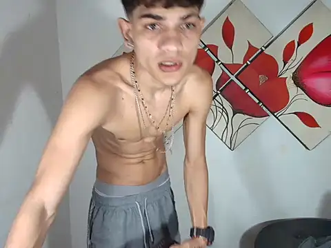 Jesshot bigcock20cm online show from July 5, 2026, 4:19 am