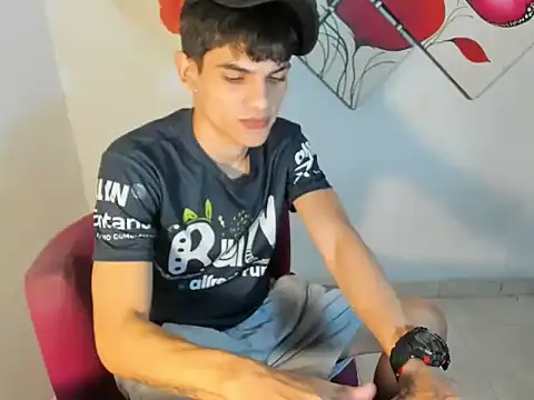 Jesshot bigcock20cm online show from July 30, 2026, 3:05 am