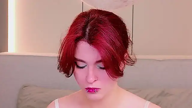 Snapshot of Milana_Bold chatting on July 21, 2026, 8:32 pm Milana Bold online show from July 21, 2026, 8:32 pm