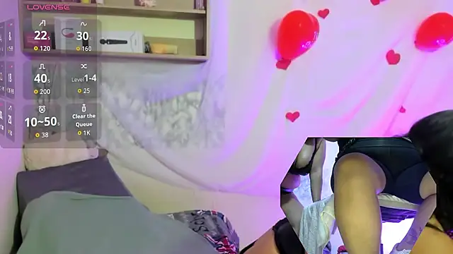 Snapshot of Nyomi_browm chatting on February 12, 2026, 4:12 am Nyomi browm online show from February 12, 2026, 4:12 am