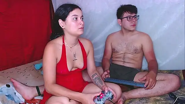 jazminandjustin online show from February 17, 2026, 9:12 pm