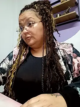 Snapshot of SweettSin chatting on March 2, 2026, 4:35 am SweettSin online show from March 2, 2026, 4:35 am