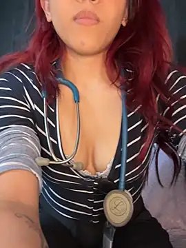 ArielsFeet333 online show from February 25, 2026, 1:17 am