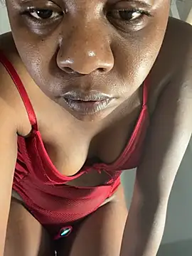 Snapshot of Ebony_Queeen chatting on March 14, 2026, 5:57 am Ebony Queeen online show from March 14, 2026, 5:57 am