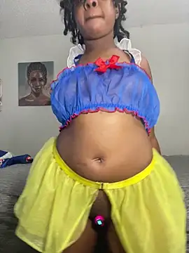 Snapshot of Ebony_Queeen chatting on February 25, 2026, 5:02 pm Ebony Queeen online show from February 25, 2026, 5:02 pm