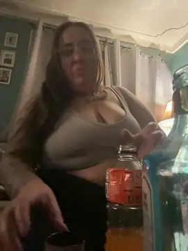 kayleighgirl online show from May 9, 2026, 6:06 am