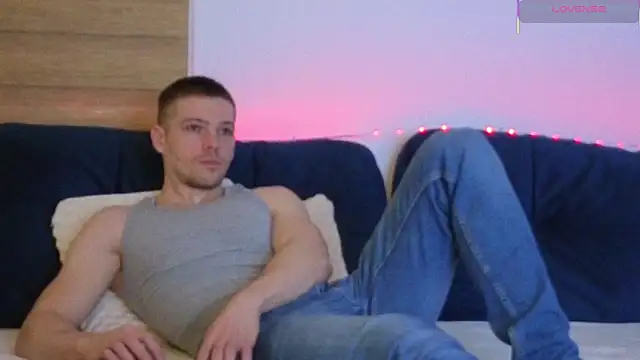 Snapshot of JulianTurner chatting on February 14, 2026, 9:42 am JulianTurner online show from February 14, 2026, 9:42 am