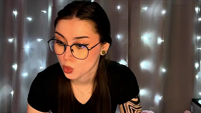 Snapshot of bellarison chatting on March 7, 2026, 7:08 pm bellarison online show from March 7, 2026, 7:08 pm