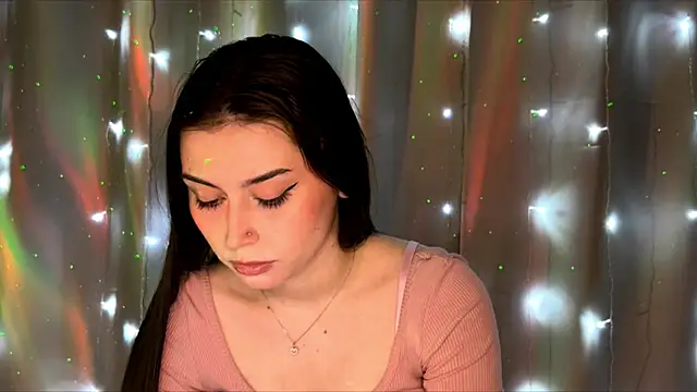 Snapshot of bellarison chatting on March 4, 2026, 7:32 pm bellarison online show from March 4, 2026, 7:32 pm