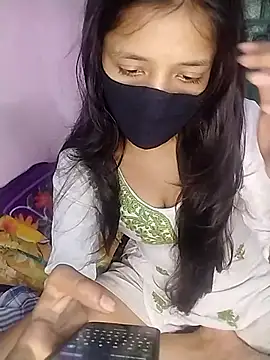 Naina-hott online show from April 12, 2026, 3:04 pm