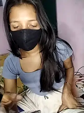 Snapshot of Naina-hott chatting on February 8, 2026, 7:55 pm Naina-hott online show from February 8, 2026, 7:55 pm