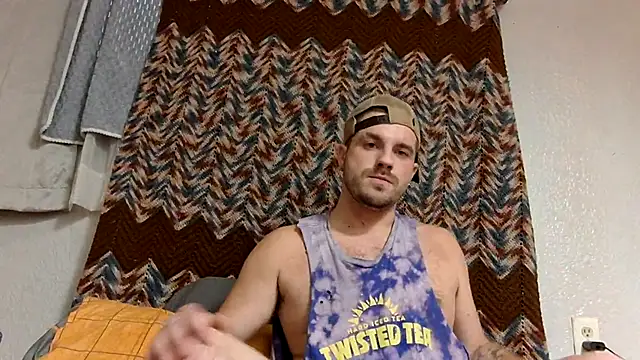 Snapshot of Studly410 chatting on June 21, 2026, 10:37 pm Studly410 online show from June 21, 2026, 10:37 pm