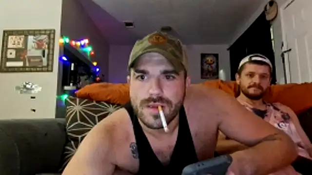 Snapshot of Studly410 chatting on June 19, 2026, 6:52 am Studly410 online show from June 19, 2026, 6:52 am