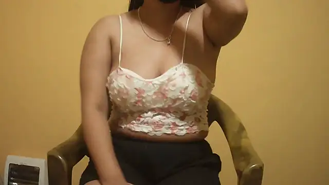 PRENCY CUTE online show from April 5, 2026, 4:13 pm