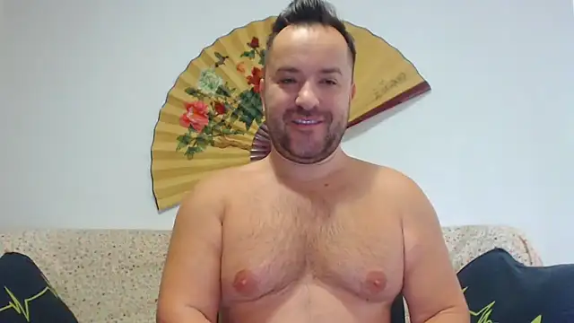 Snapshot of Hairy9inch chatting on April 16, 2026, 10:05 am Hairy9inch online show from April 16, 2026, 10:05 am