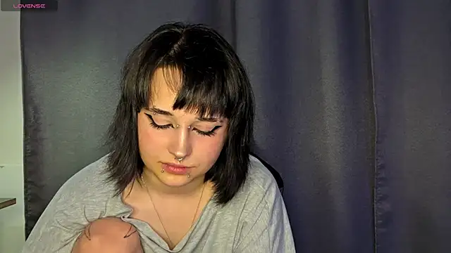 PureSofia online show from April 8, 2026, 7:37 pm