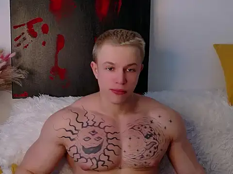 Snapshot of SterlingNoir chatting on February 14, 2026, 12:38 pm SterlingNoir online show from February 14, 2026, 12:38 pm