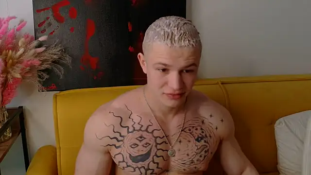 SterlingNoir online show from April 23, 2026, 9:27 am