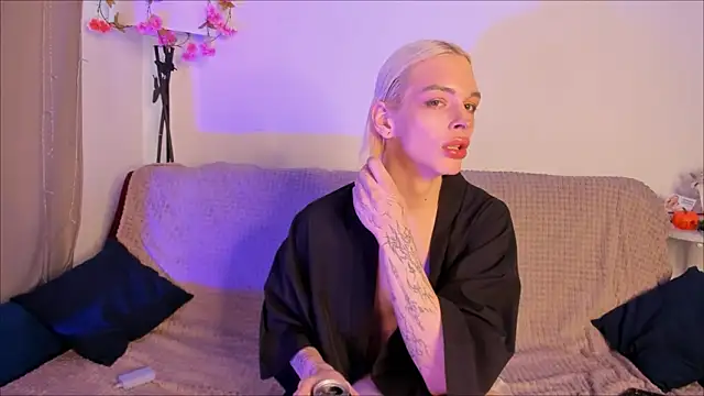 Snapshot of DeepSignal chatting on February 22, 2026, 6:38 am DeepSignal online show from February 22, 2026, 6:38 am