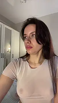 cheekypie online show from April 14, 2026, 8:08 am