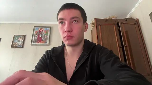 MoonlightVera online show from February 25, 2026, 9:09 am