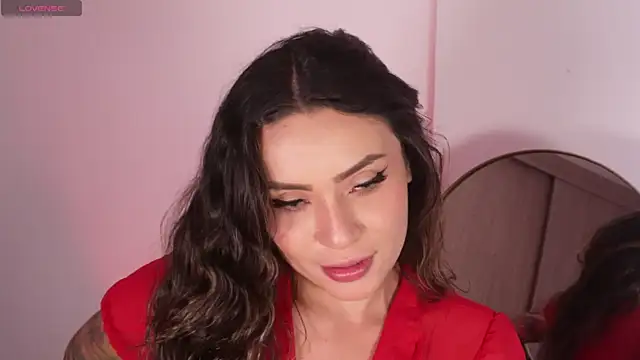 lara bombshell  online show from April 11, 2026, 9:40 pm